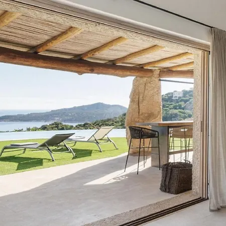 Anna Pantogia Villa *